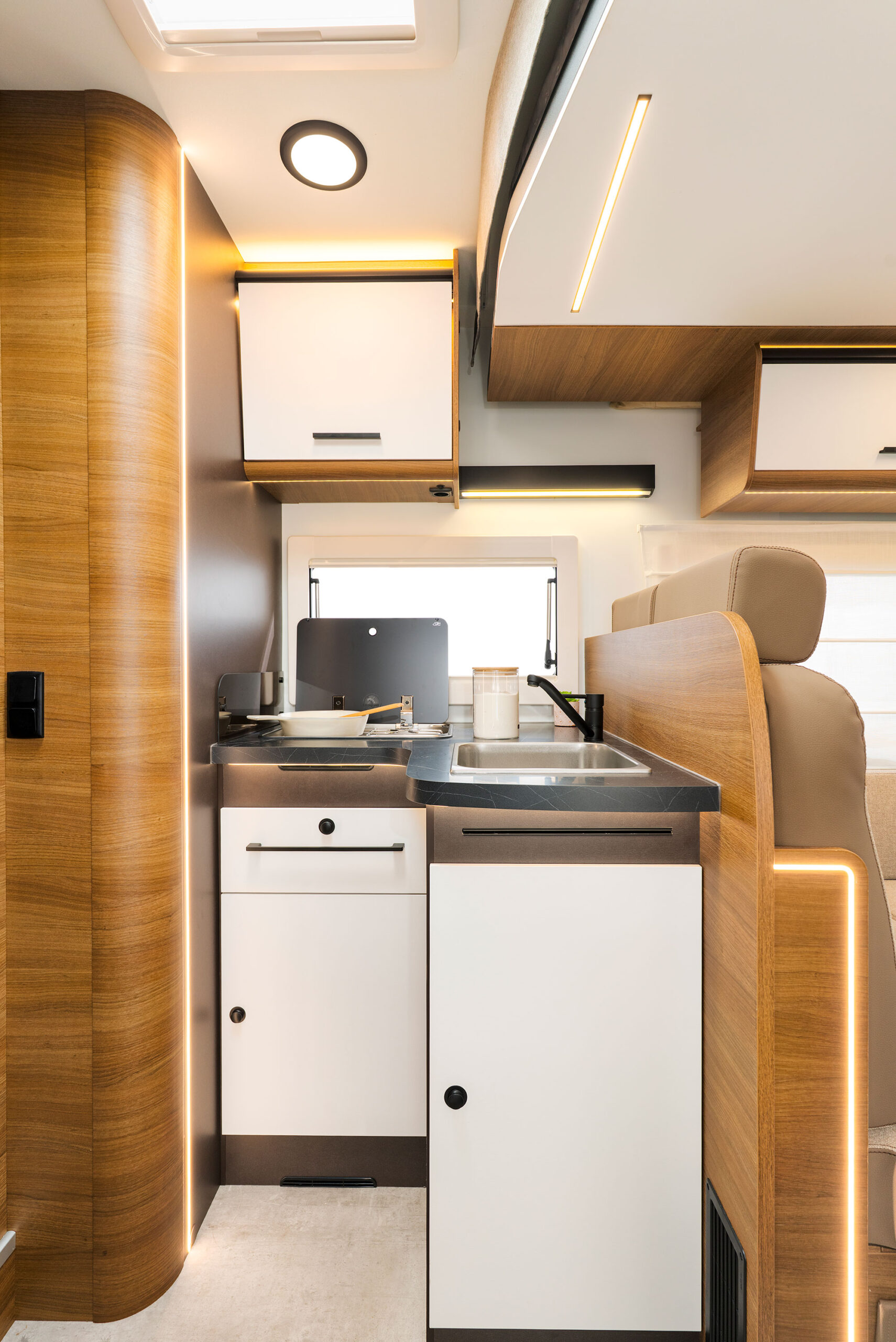 BENIMAR TESSORO 463 (2027) - Imagen 12