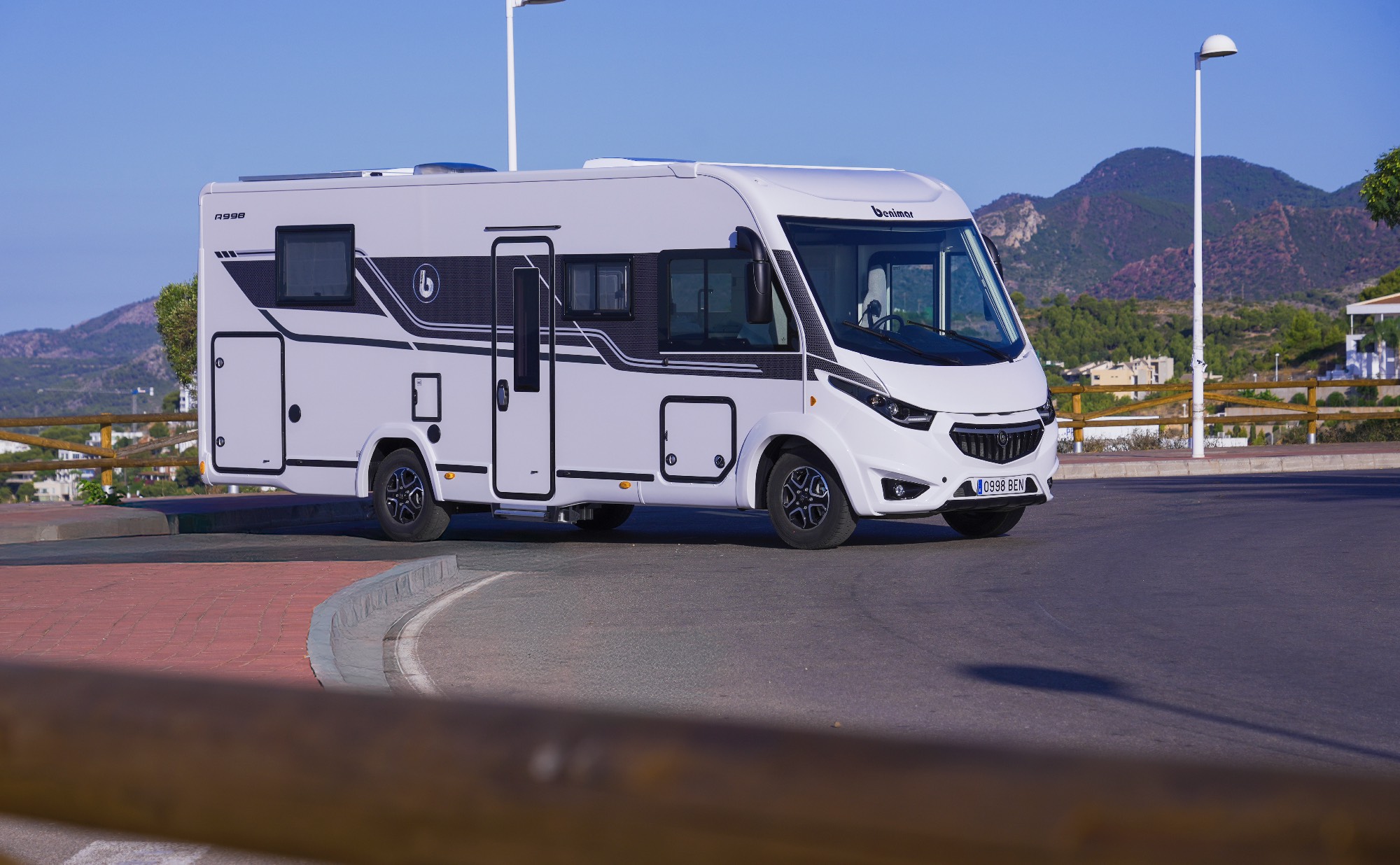 BENIMAR AMPHITRION 998 (2027) - Imagen 3